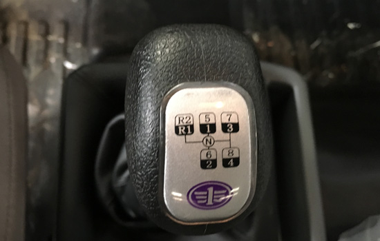 【國(guó)五】解放J6單橋平板車(chē)檔位