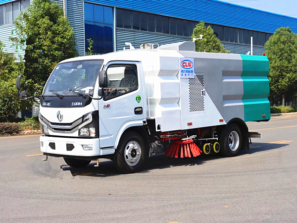 東風(fēng)多利卡5方洗掃車